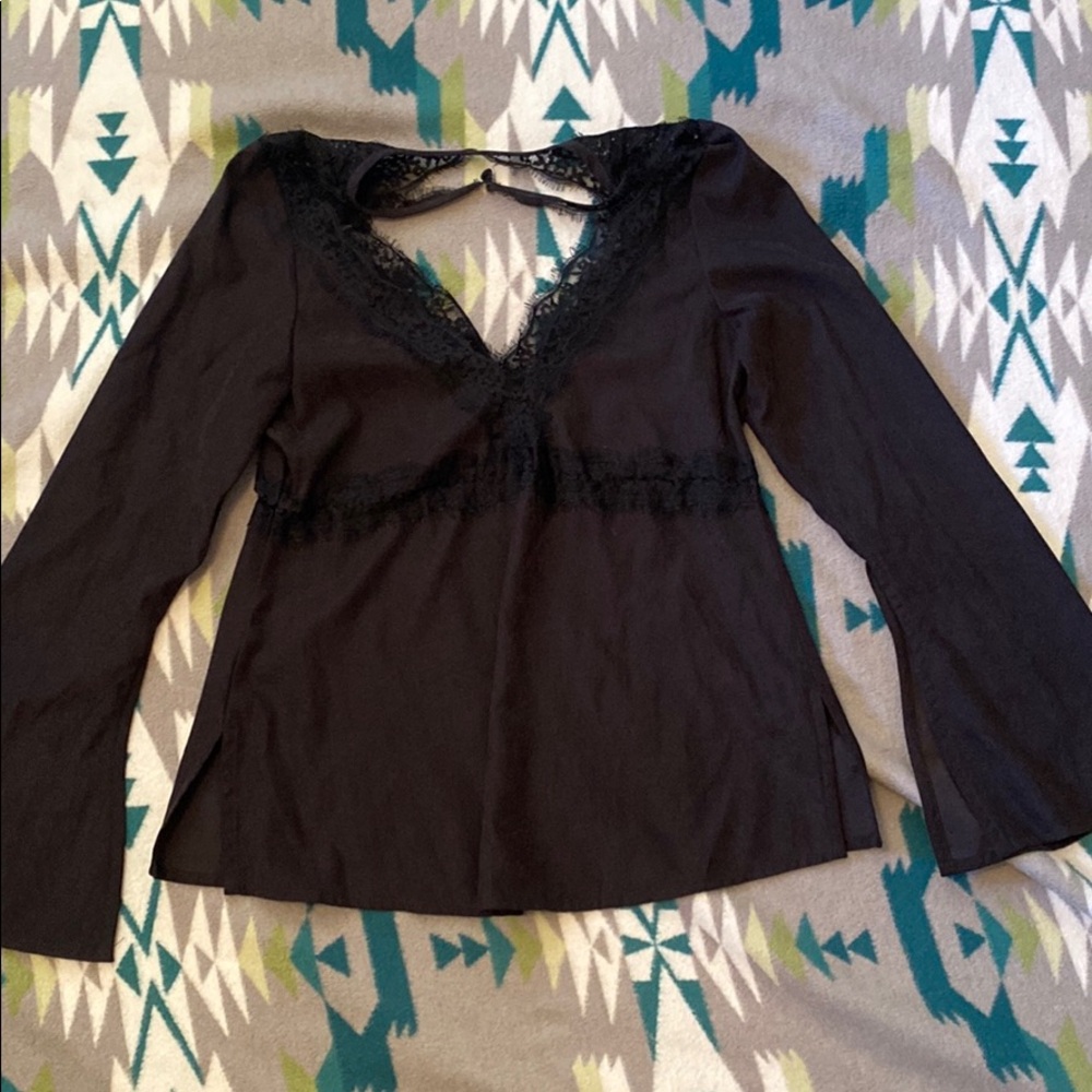 Idyllwind cutout/lace top